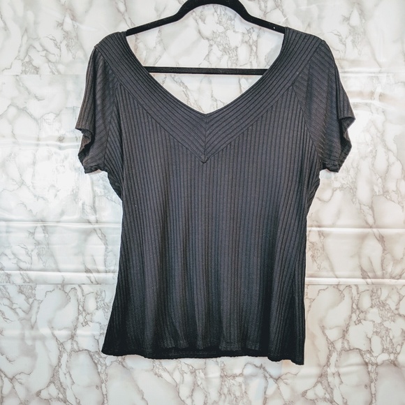 toto collection Tops - 🍁 Toto | ribbed black top